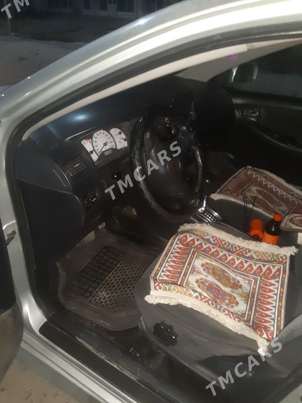 Toyota Corolla 2003 - 125 000 TMT - Мары - img 1