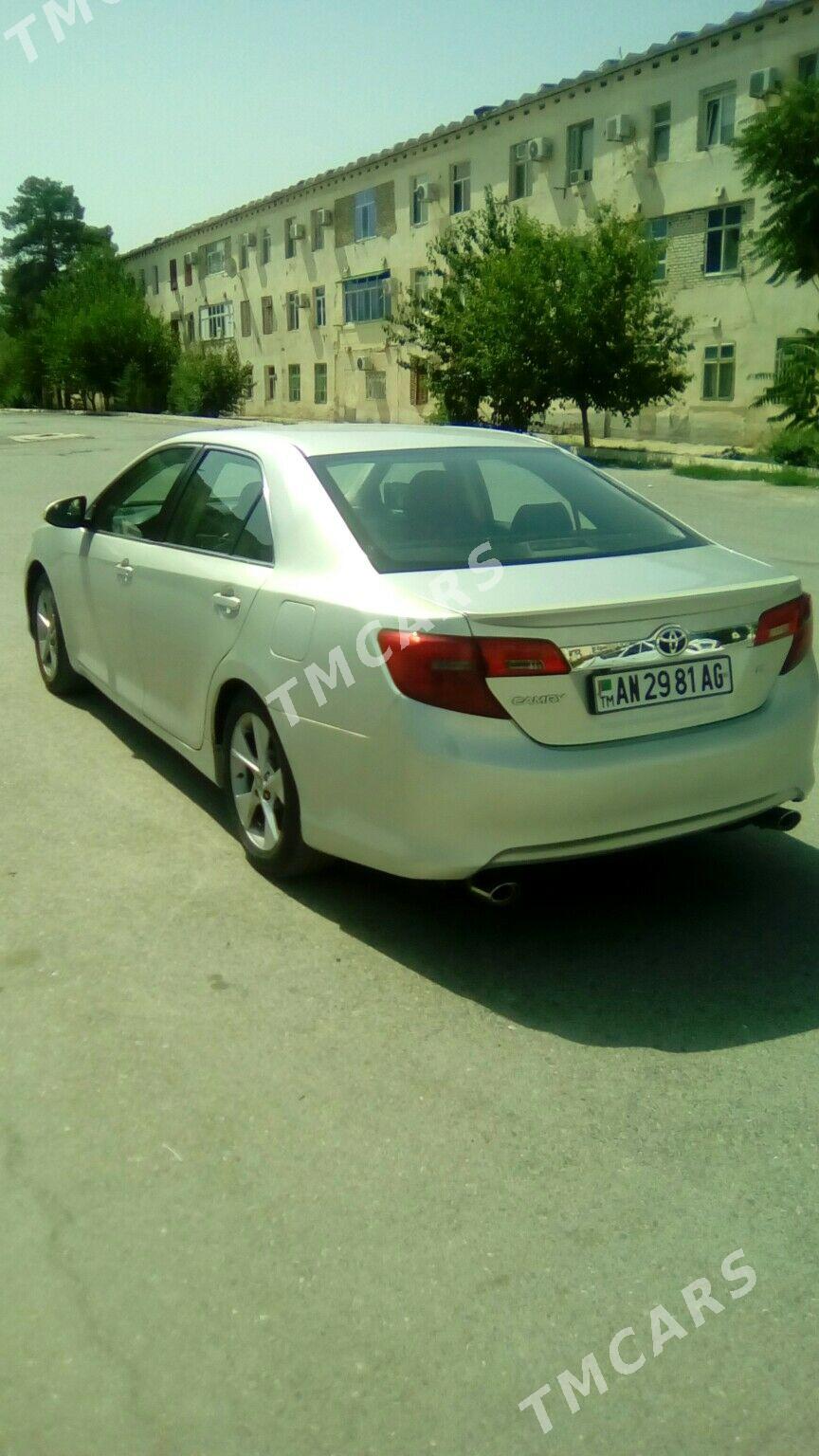 Toyota Camry 2012 - 205 000 TMT - Ашхабад - img 2