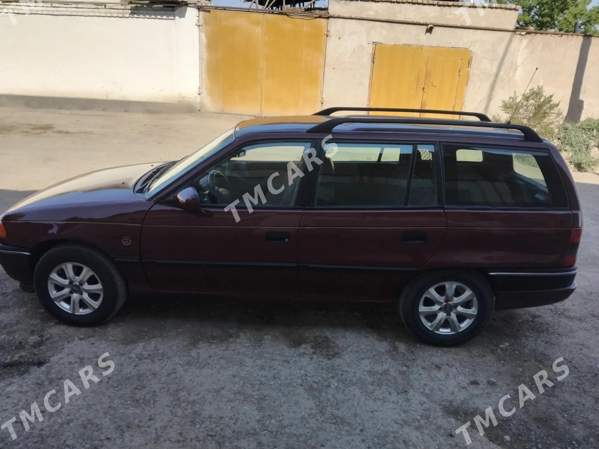 Opel Astra 1995 - 40 000 TMT - Шабатский этрап - img 4