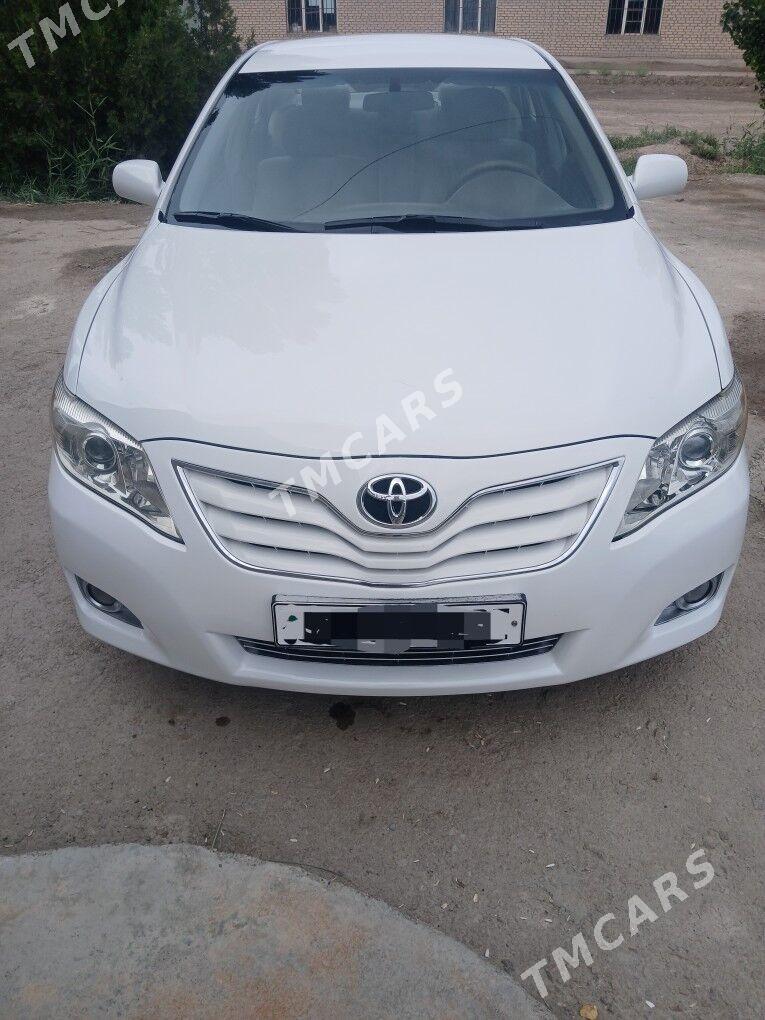 Toyota Camry 2011 - 220 000 TMT - Кёнеургенч - img 5