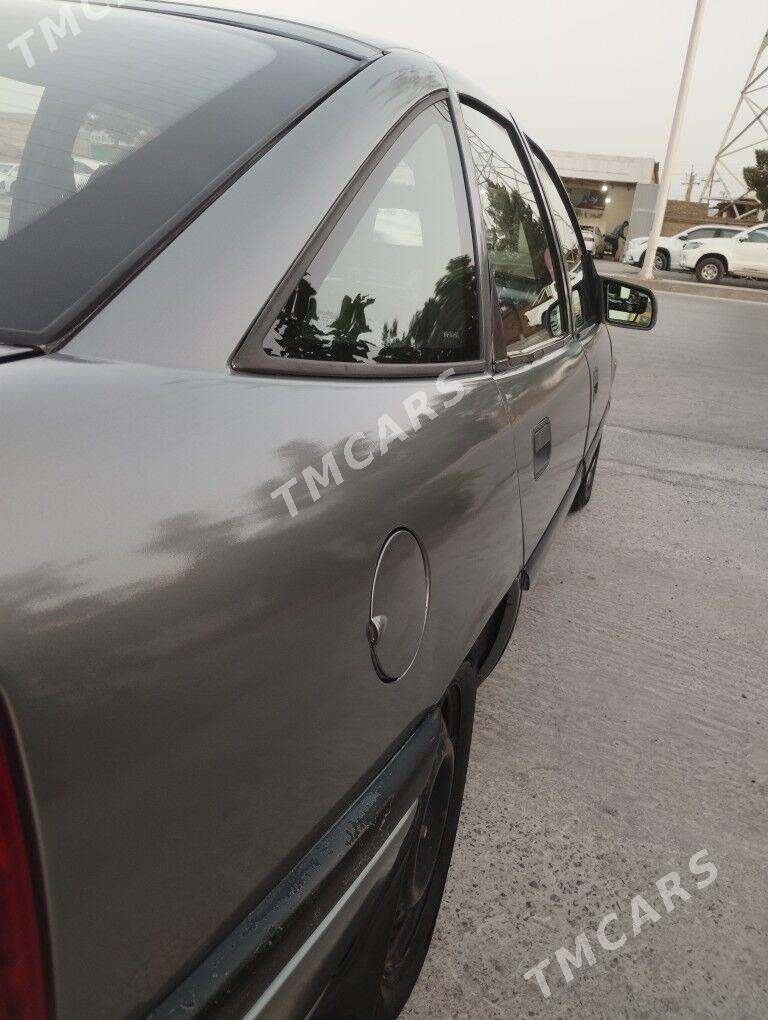 Opel Vectra 1994 - 28 000 TMT - Türkmenabat - img 4