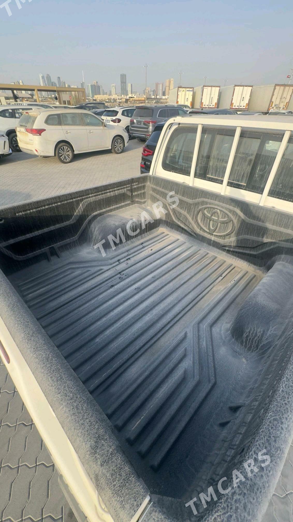 Toyota Hilux 2025 - 710 000 TMT - Мары - img 9