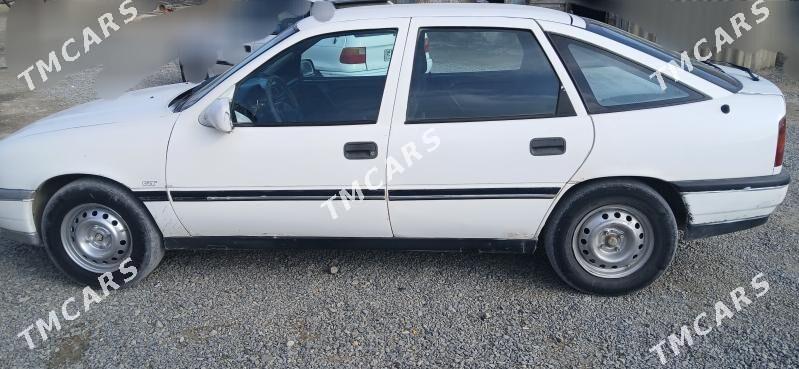 Opel Vectra 1991 - 26 500 TMT - Bäherden - img 2