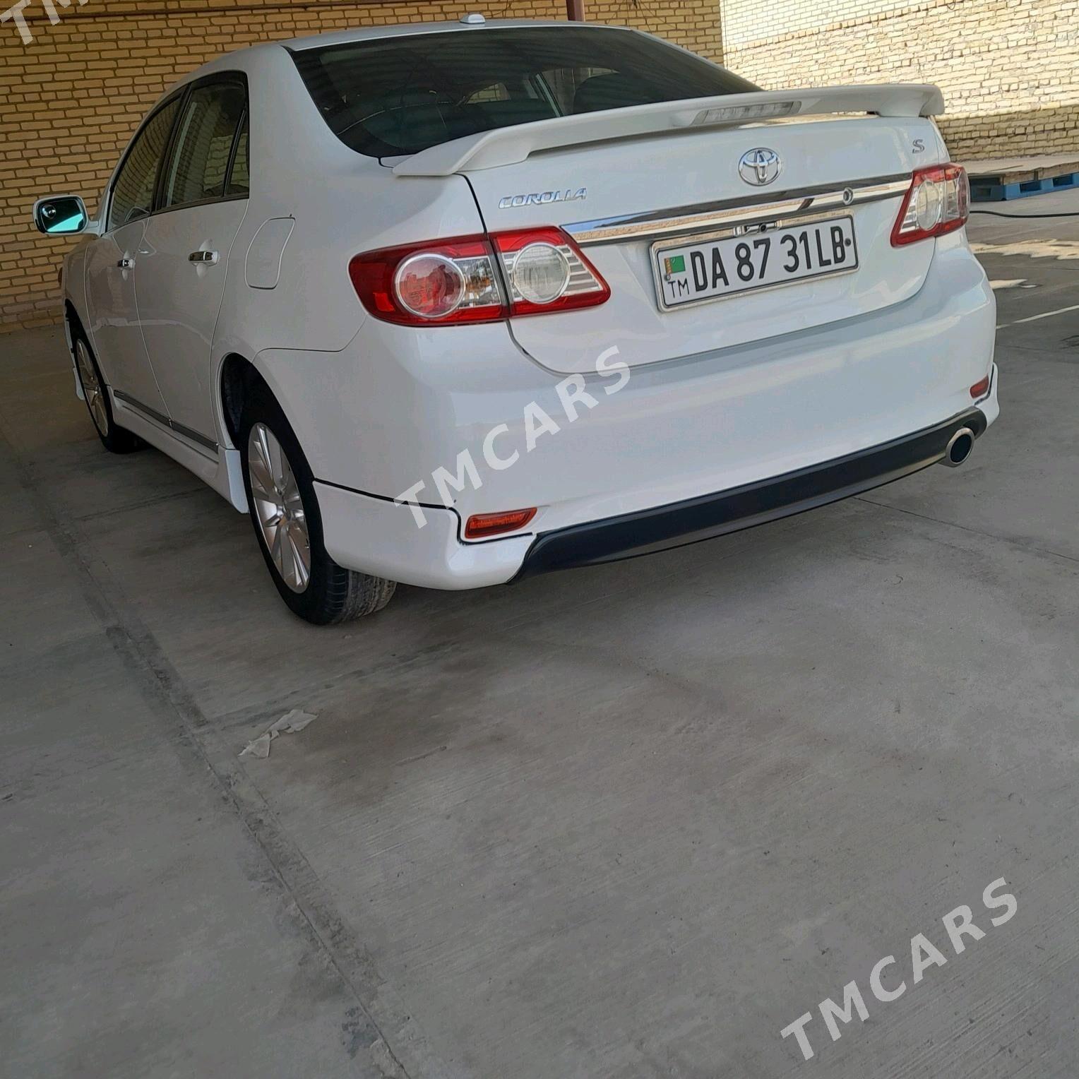 Toyota Corolla 2013 - 175 000 TMT - Халач - img 2