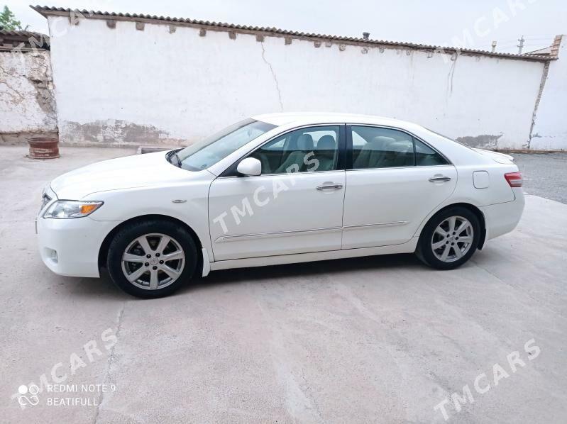 Toyota Camry 2010 - 145 000 TMT - Кака - img 5