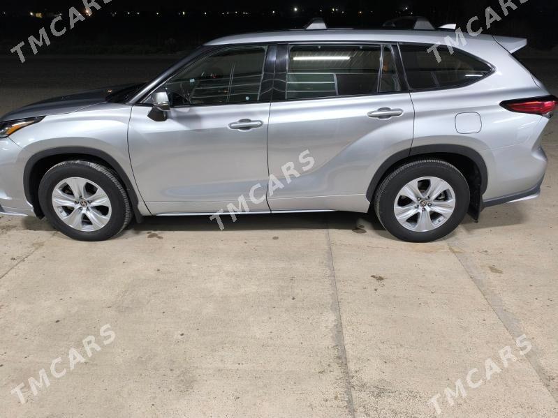Toyota Highlander 2021 - 480 000 TMT - Мары - img 6