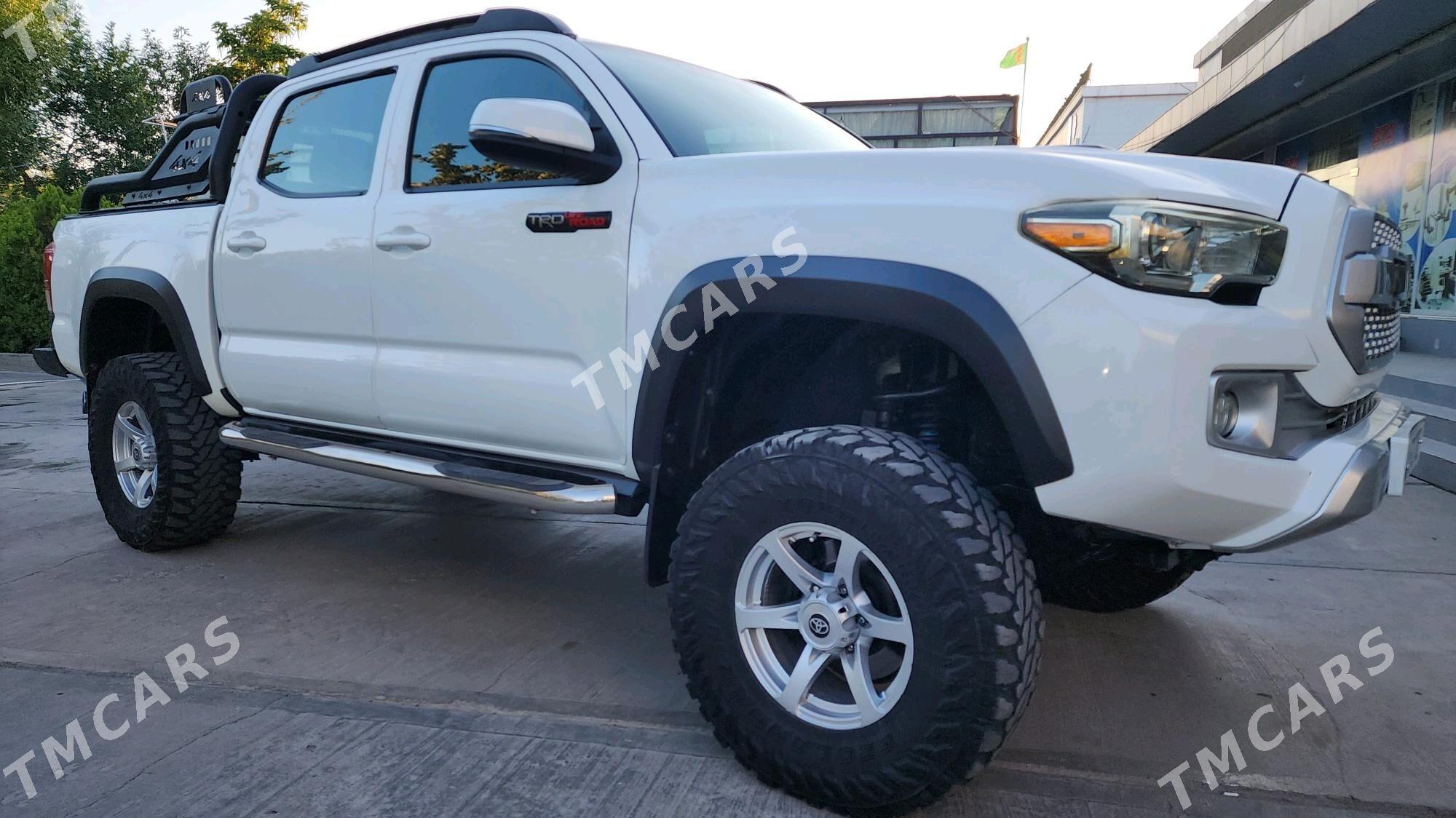 Toyota Tacoma 2018 - 440 000 TMT - Daşoguz - img 7
