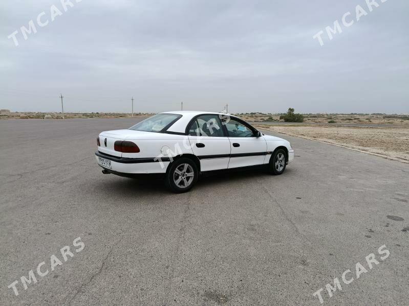 Opel Omega 1995 - 23 000 TMT - Мары - img 4