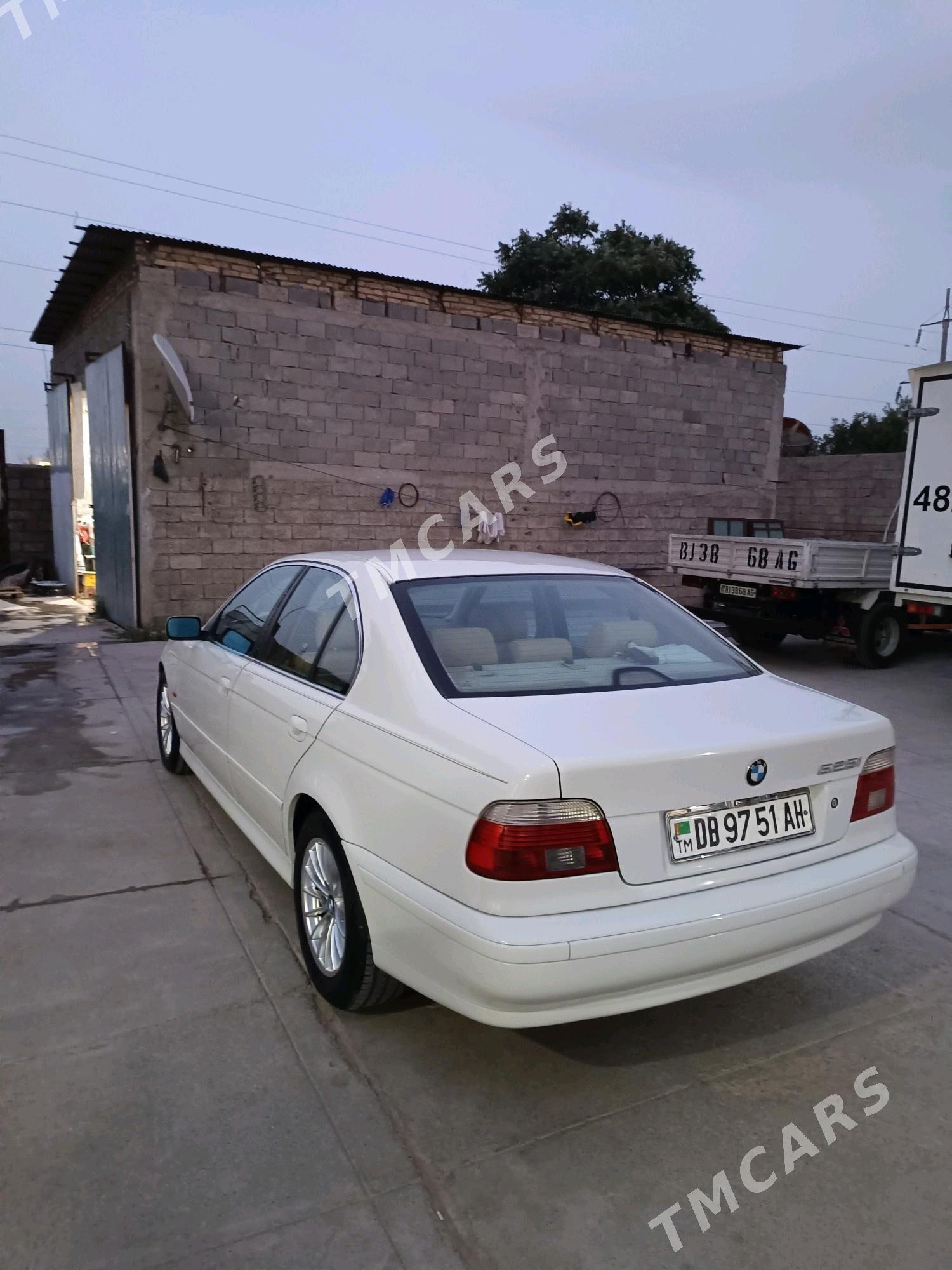 BMW E39 2002 - 120 000 TMT - Мир 8 - img 3