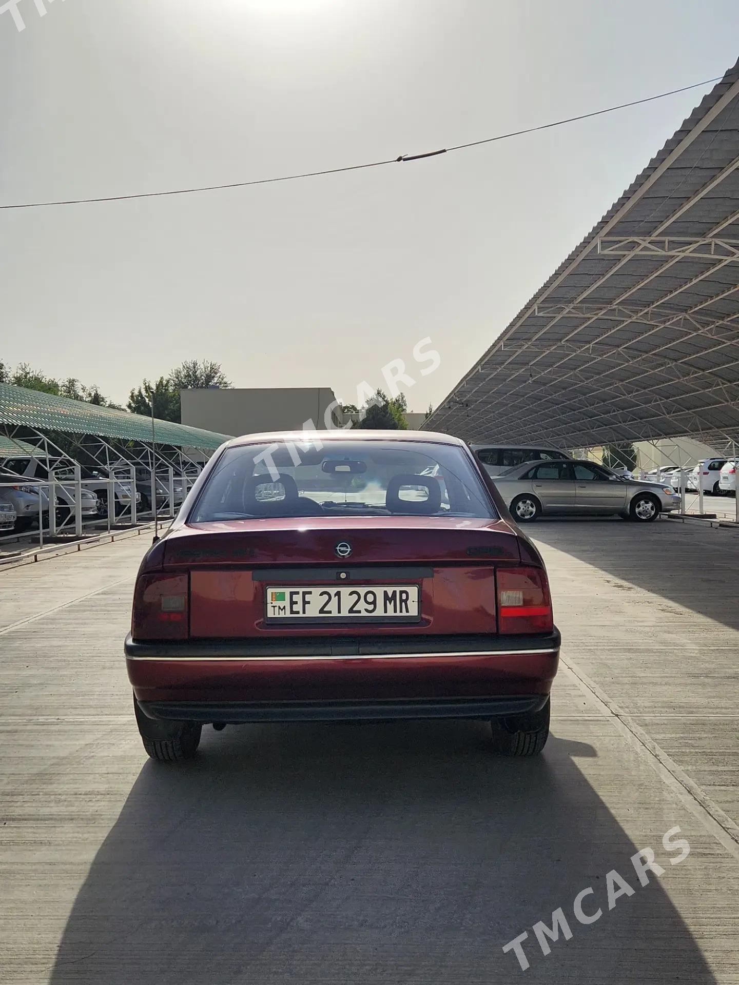 Opel Vectra 1992 - 45 000 TMT - Байрамали - img 2