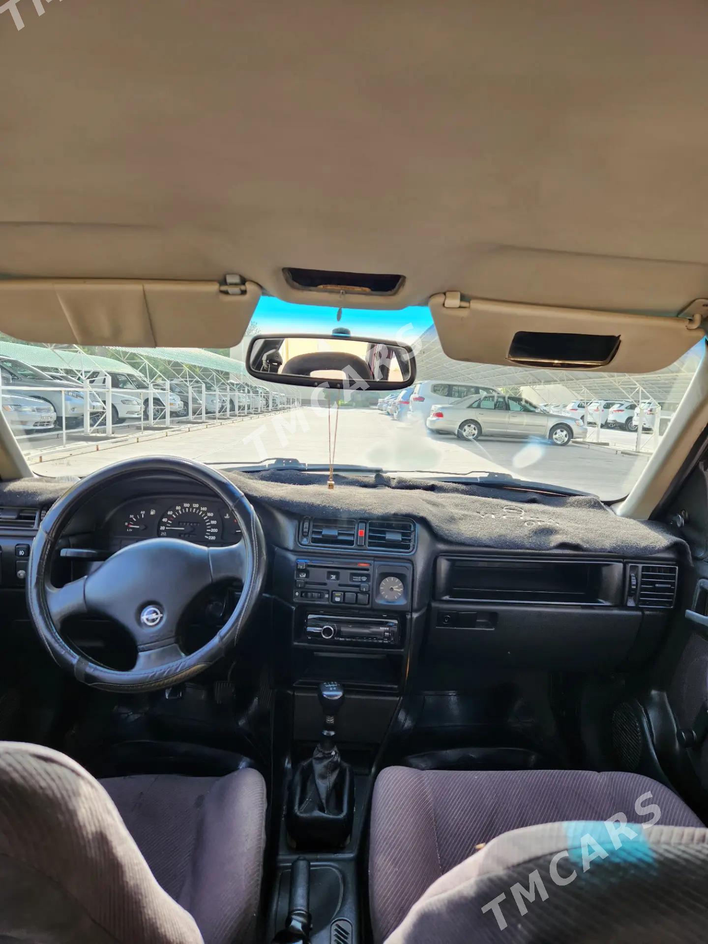 Opel Vectra 1992 - 45 000 TMT - Байрамали - img 3