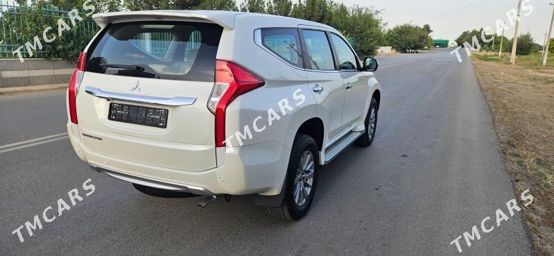 Mitsubishi Montero Sport 2019 - 358 000 TMT - Aşgabat - img 4