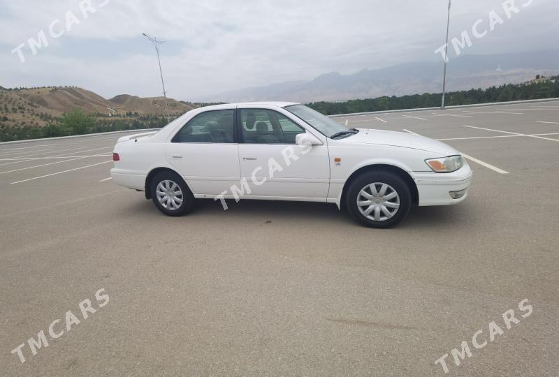 Toyota Camry 2000 - 124 000 TMT - Bekrewe - img 4