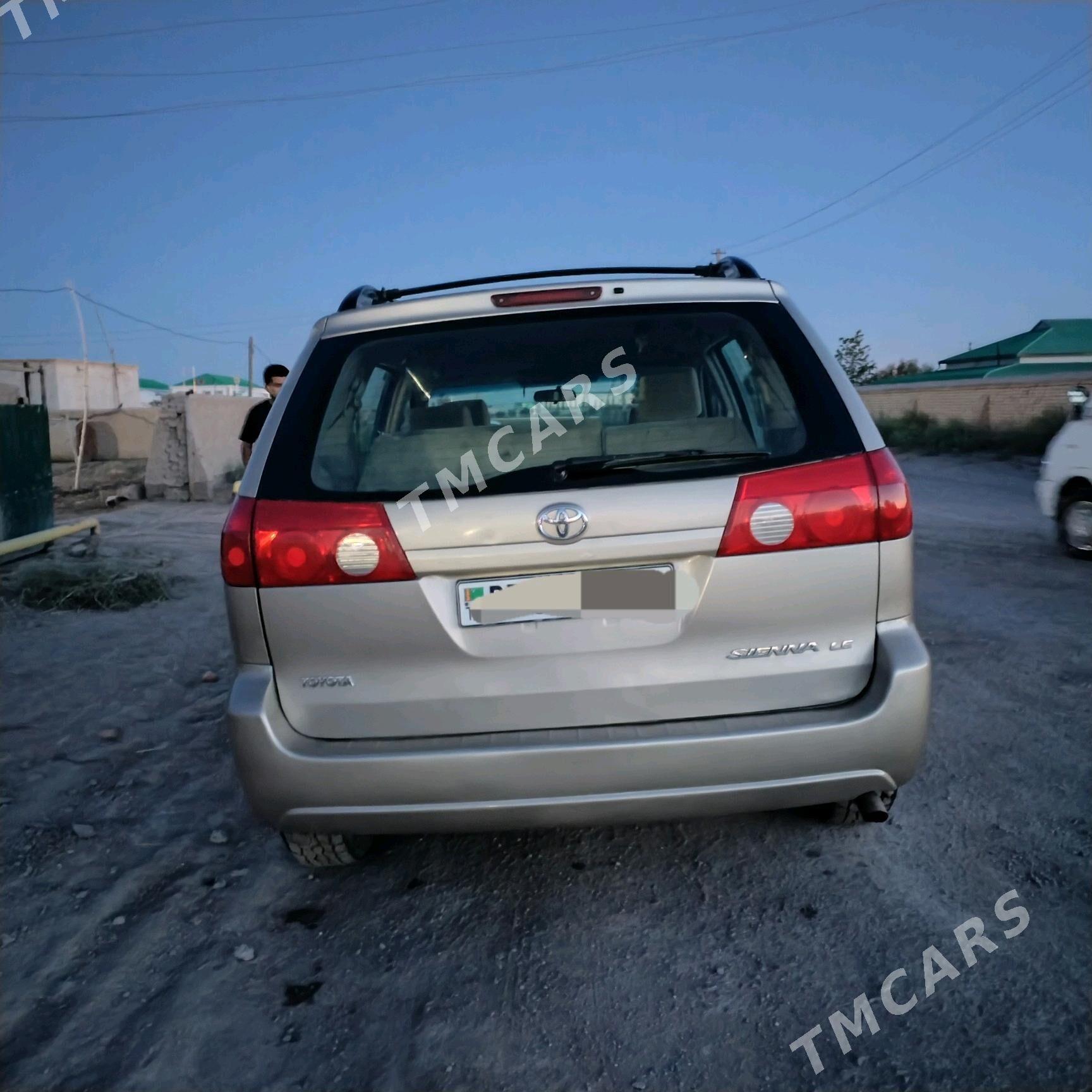 Toyota Sienna 2006 - 190 000 TMT - Türkmenbaşy etr. - img 4