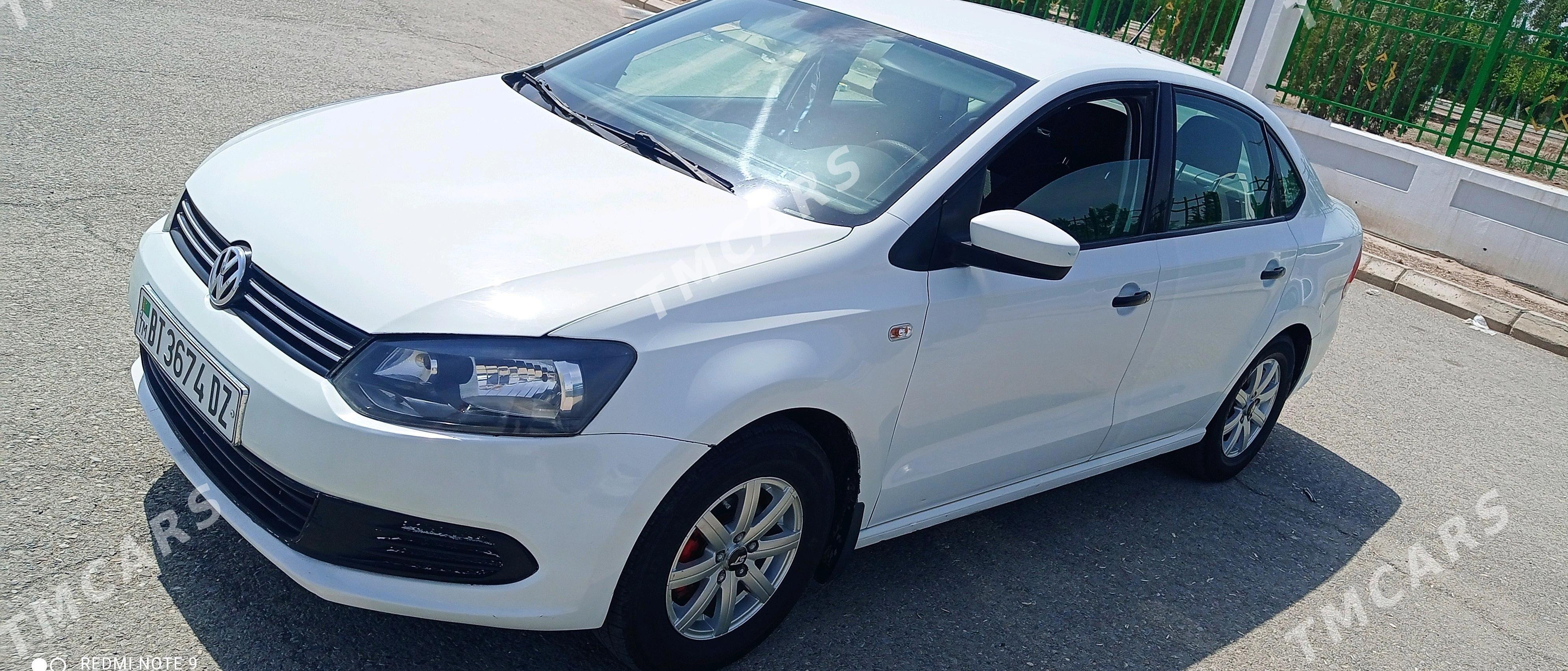 Volkswagen Polo 2013 - 76 000 TMT - Дашогуз - img 3