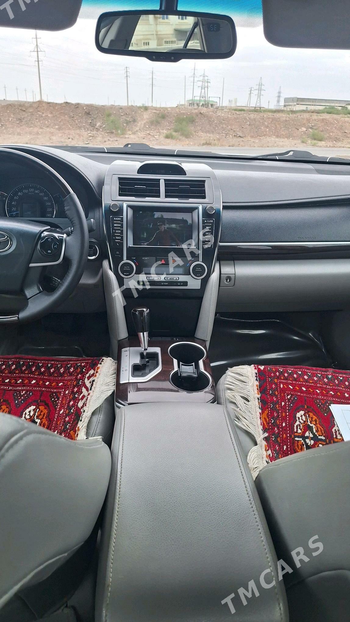 Toyota Camry 2012 - 215 000 TMT - Büzmeýin - img 4