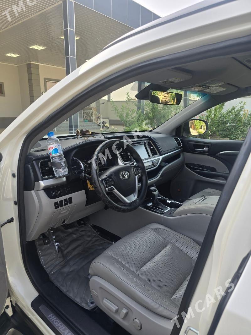 Toyota Highlander 2018 - 420 000 TMT - Änew - img 8