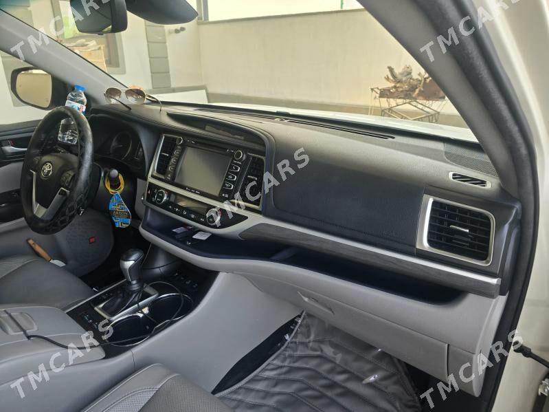 Toyota Highlander 2018 - 420 000 TMT - Änew - img 7