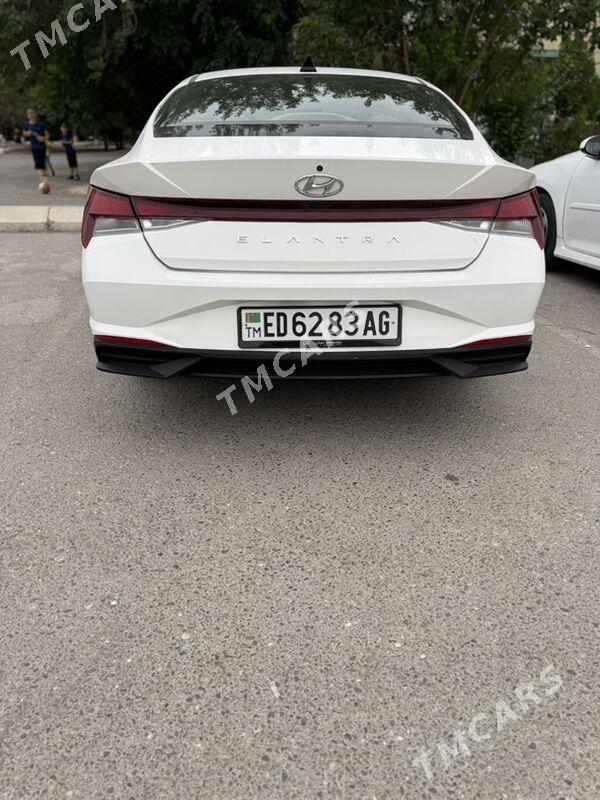 Hyundai Elantra 2021 - 240 000 TMT - Aşgabat - img 3
