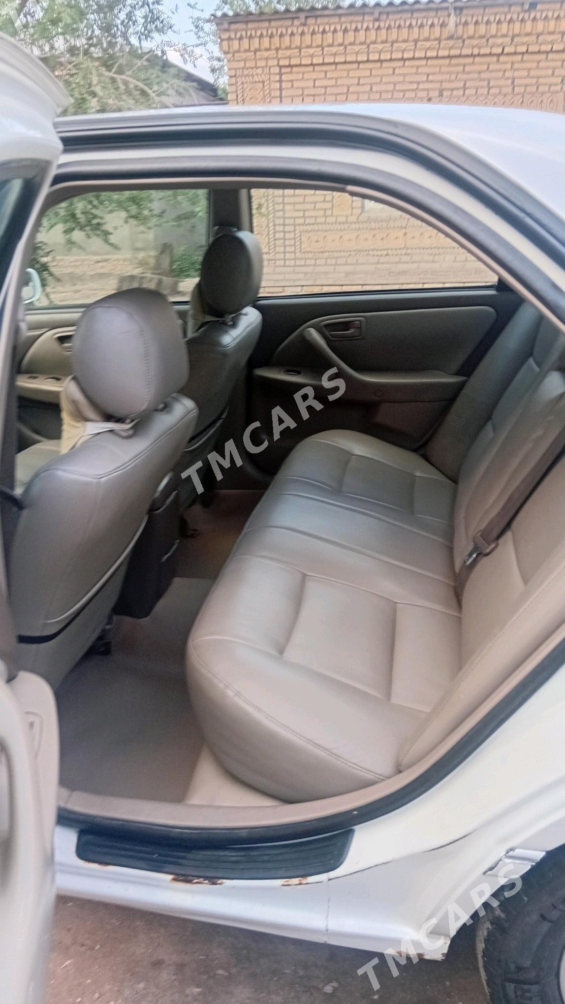 Toyota Camry 1999 - 136 000 TMT - Болдумсаз - img 8