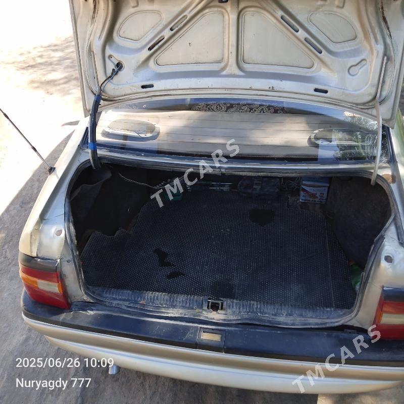 Opel Vectra 1992 - 28 000 TMT - Boldumsaz - img 6