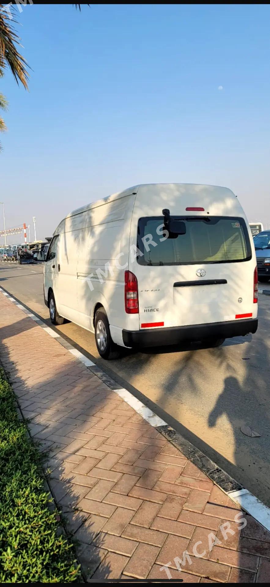 Toyota Hiace 2025 - 588 000 TMT - Туркменабат - img 2