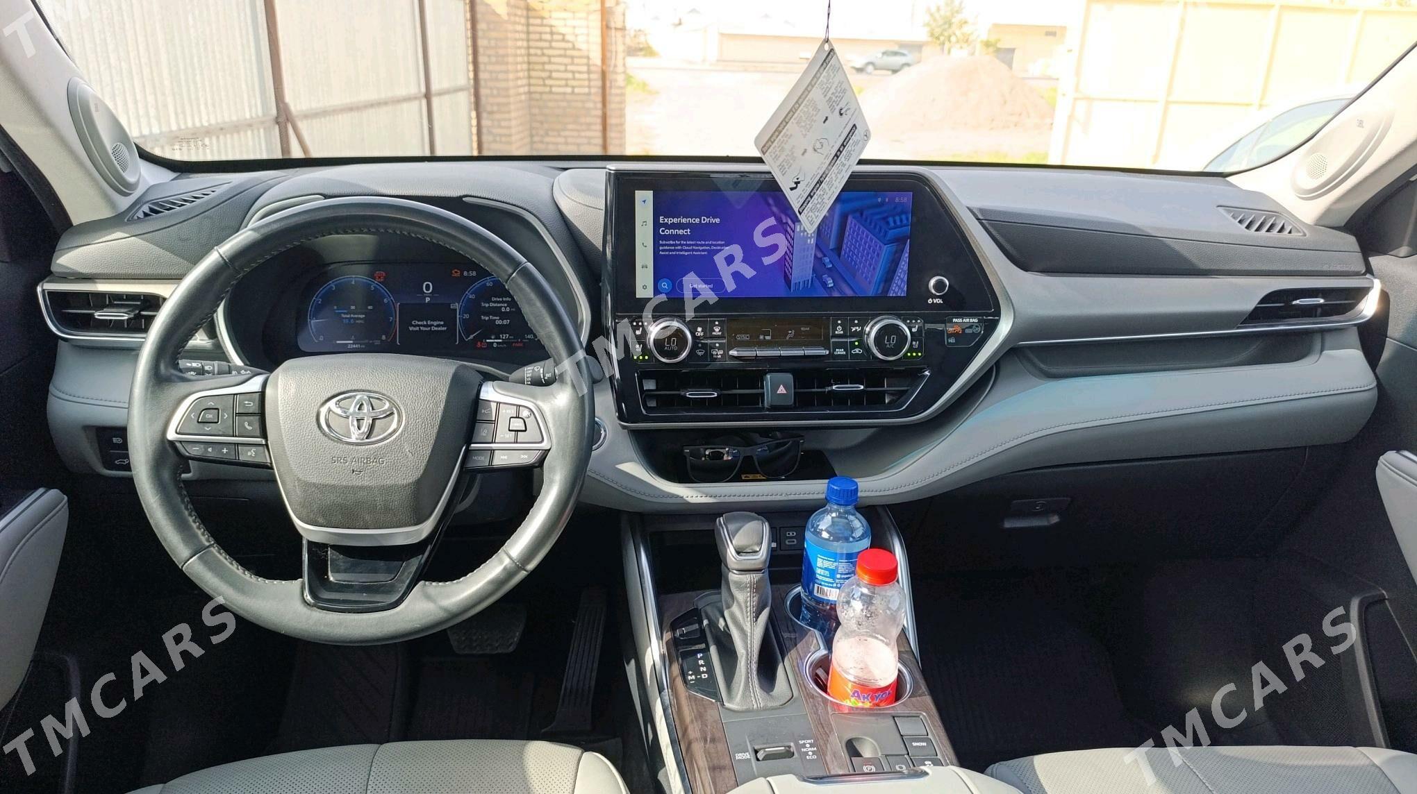 Toyota Highlander 2023 - 650 000 TMT - Сакарчага - img 2