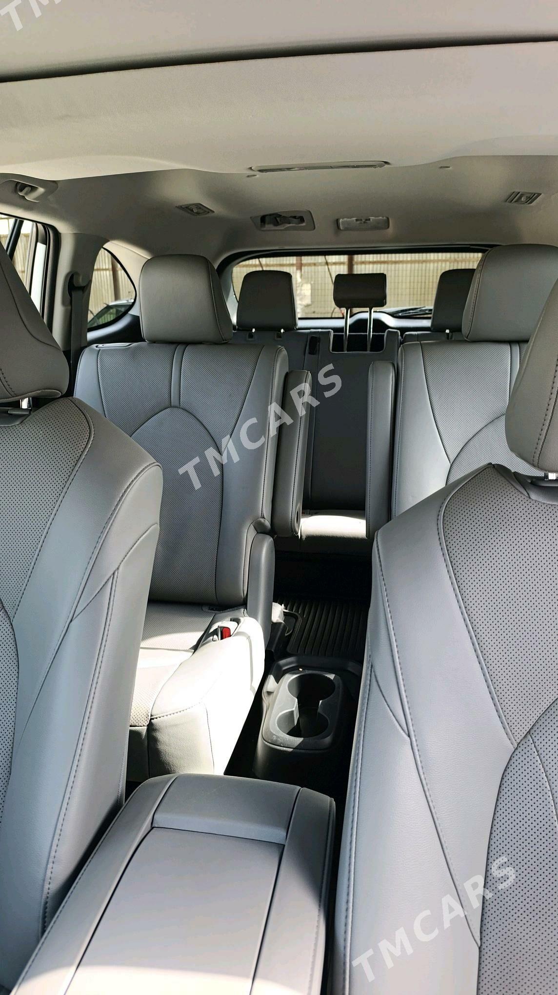 Toyota Highlander 2023 - 650 000 TMT - Сакарчага - img 4