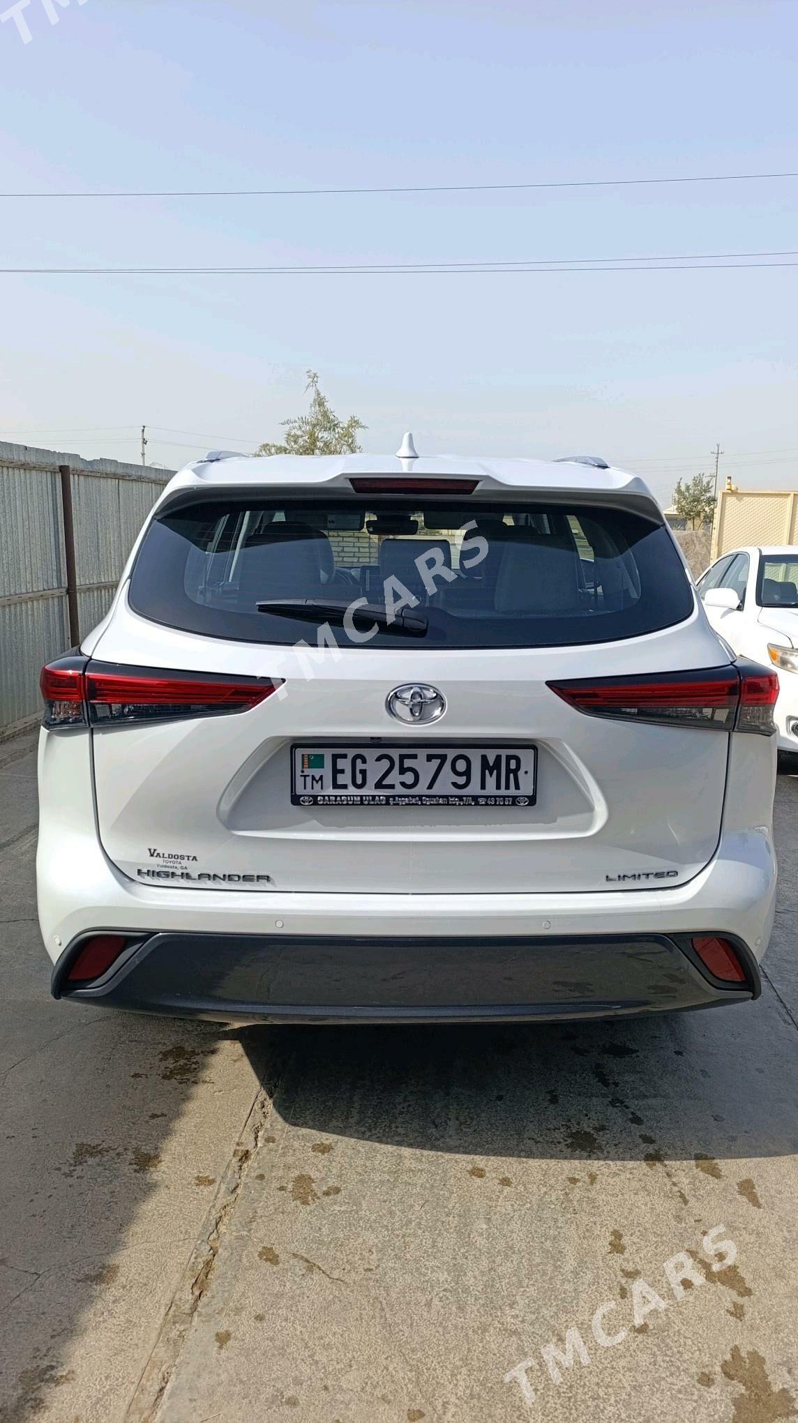 Toyota Highlander 2023 - 650 000 TMT - Сакарчага - img 5