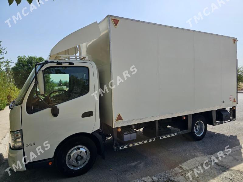 Toyota Hino 2015 - 490 000 TMT - Aşgabat - img 5