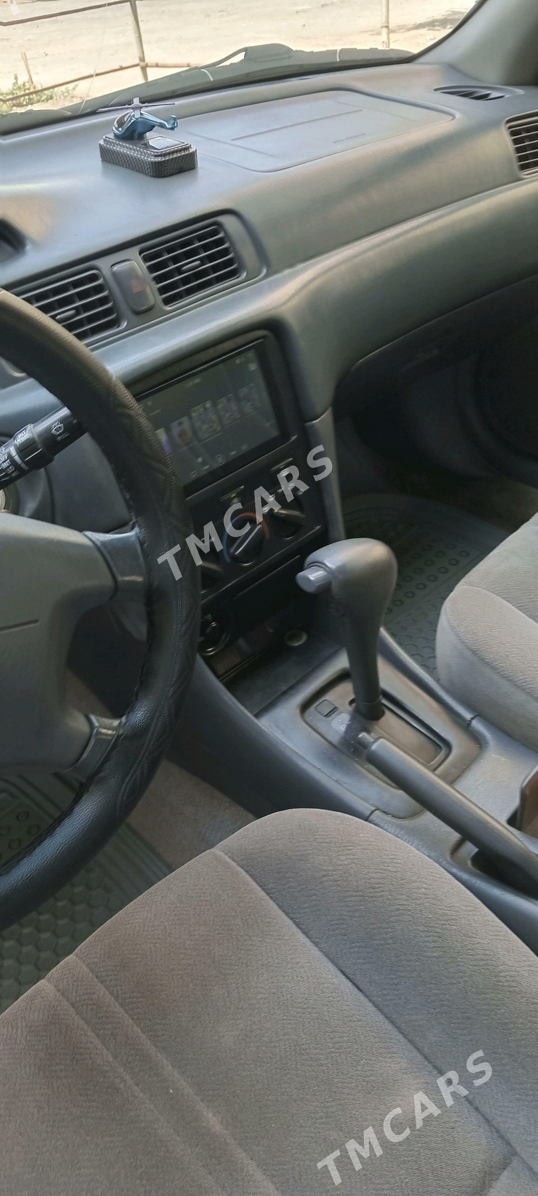 Toyota Camry 2000 - 125 000 TMT - Türkmenabat - img 3