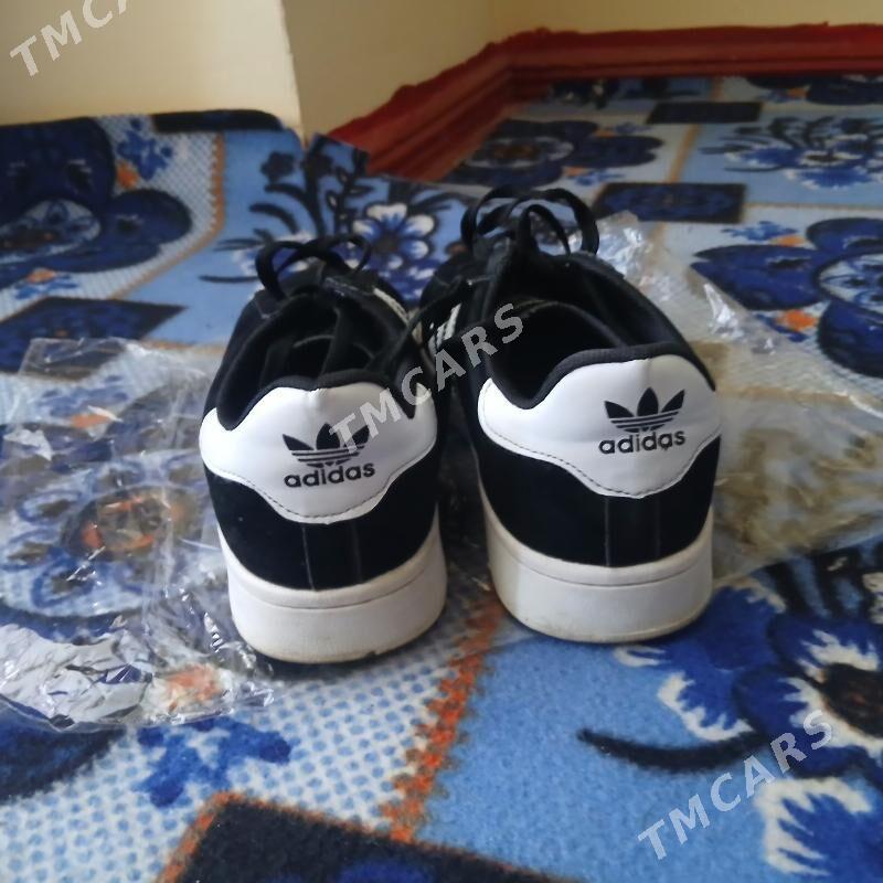 adidas krasowka - 8 мкр - img 3