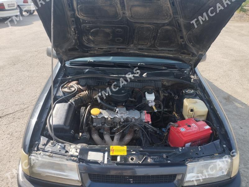 Opel Vectra 1992 - 32 000 TMT - Дашогуз - img 6