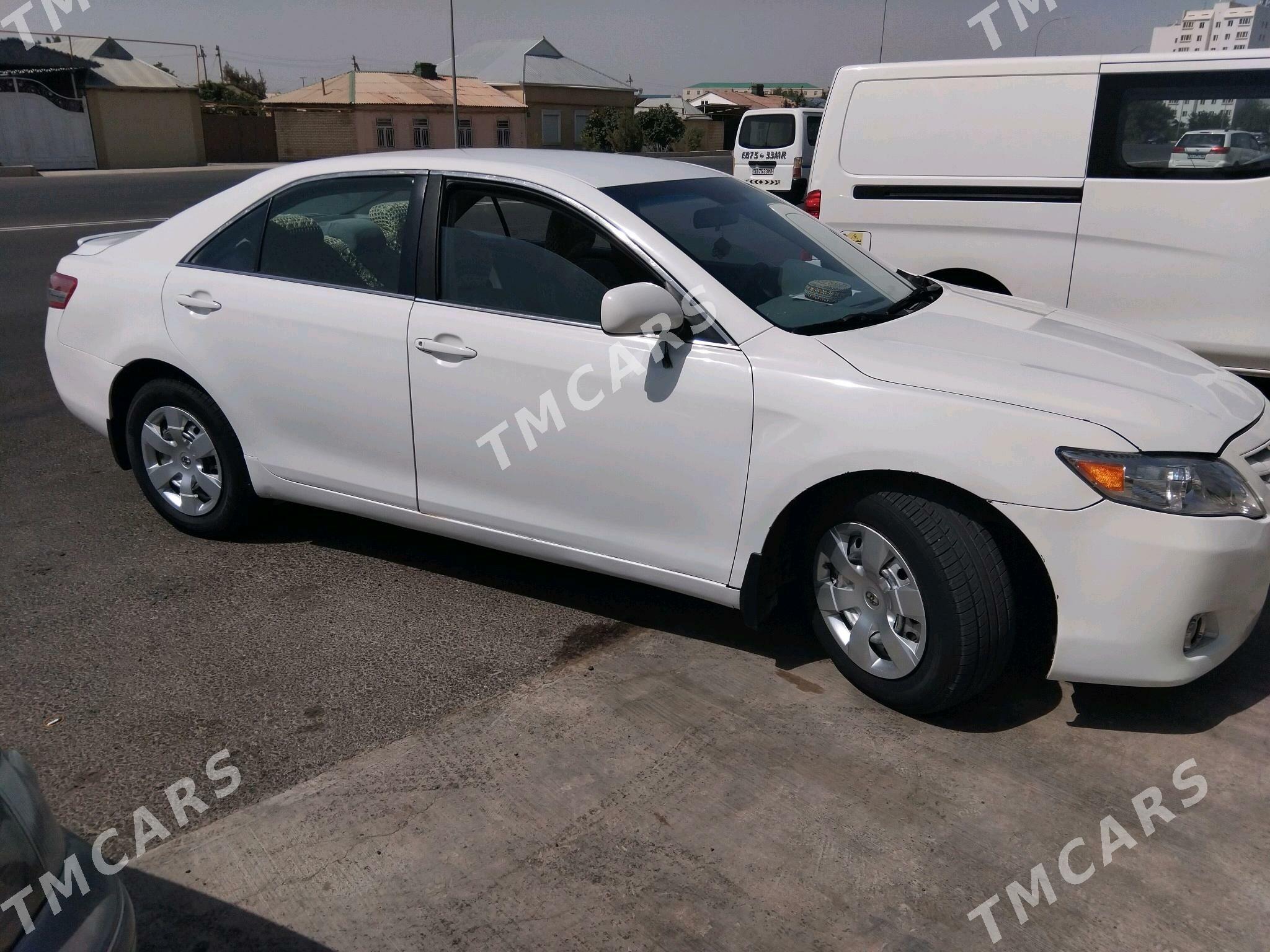 Toyota Camry 2010 - 125 000 TMT - Mary - img 3