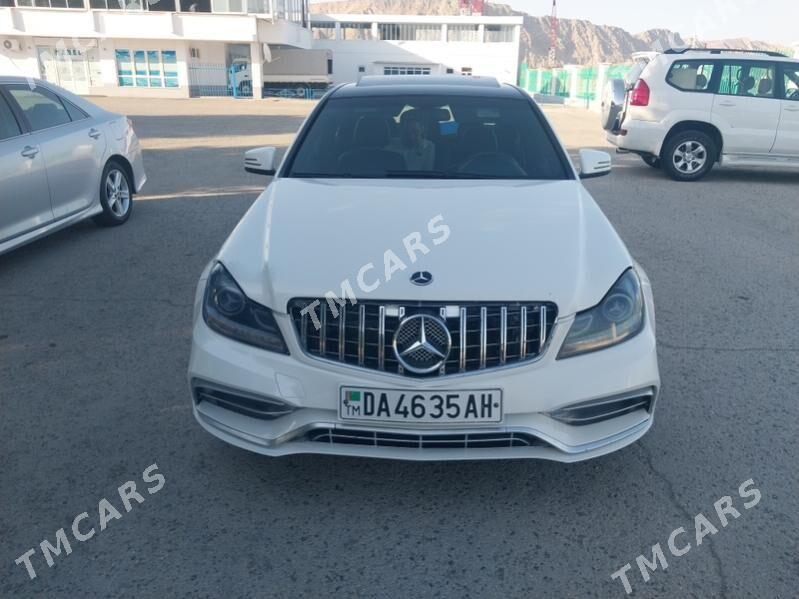 Mercedes-Benz C350 2010 - 240 000 TMT - Änew - img 5