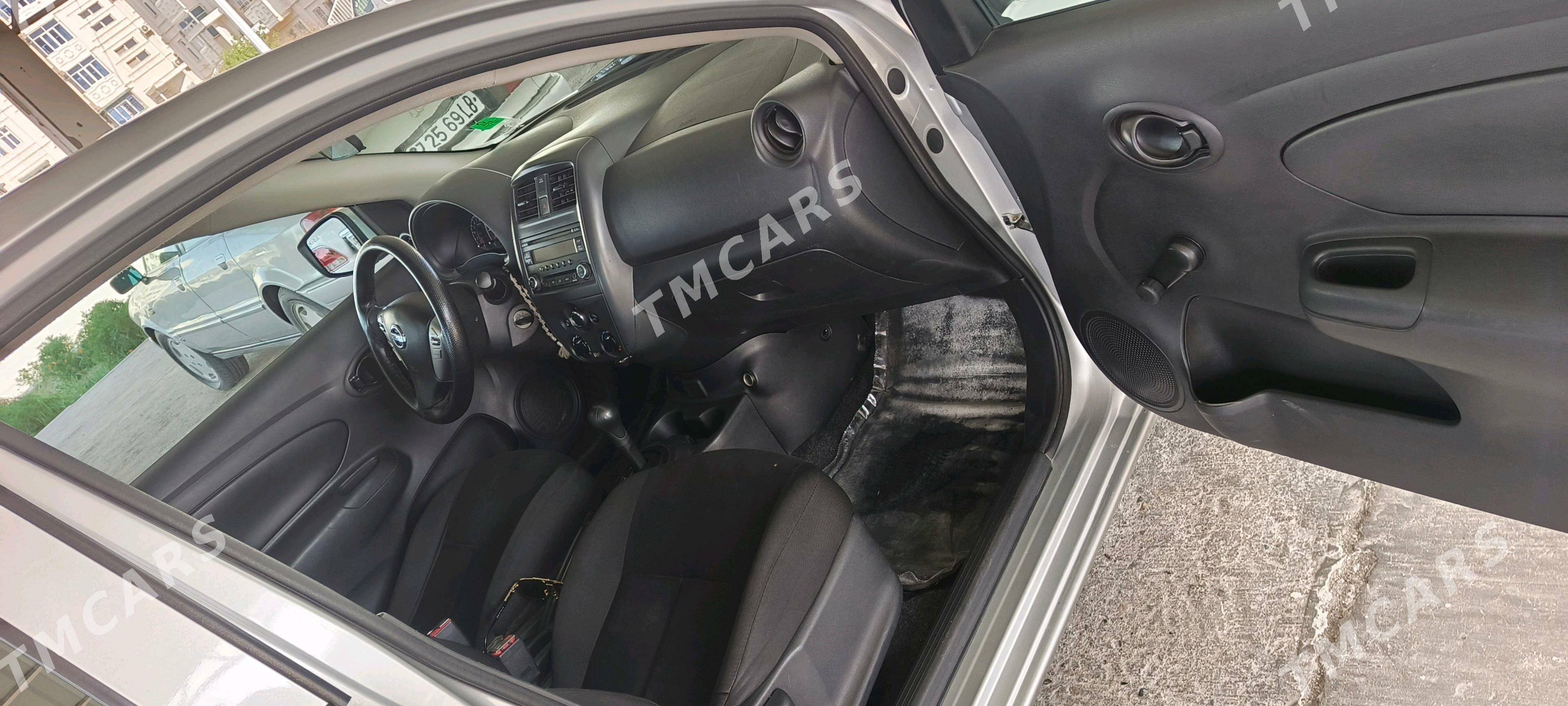 Nissan Versa 2018 - 135 000 TMT - Türkmenabat - img 3