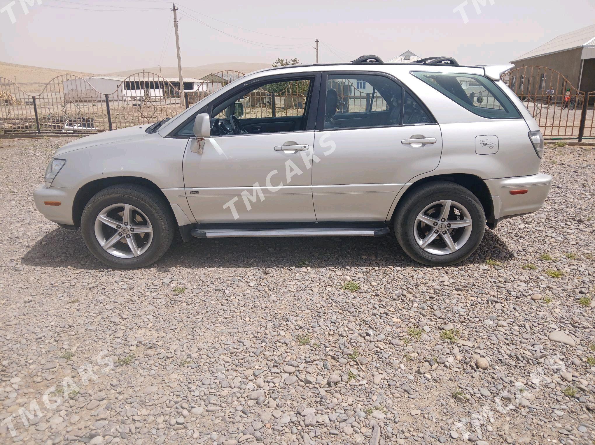Lexus RX 300 2001 - 200 000 TMT - Serhetabat (Guşgy) - img 3
