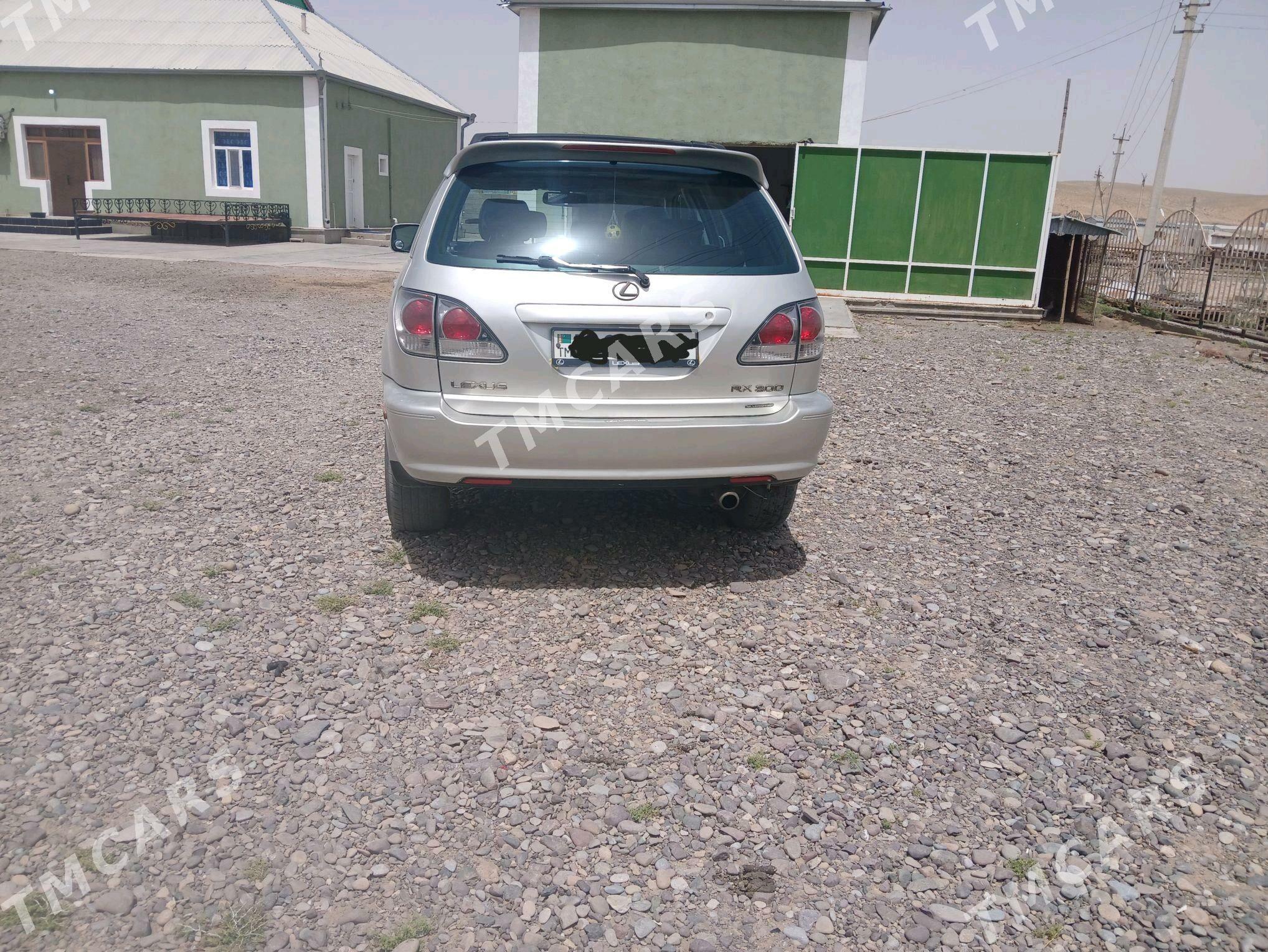 Lexus RX 300 2001 - 200 000 TMT - Serhetabat (Guşgy) - img 4