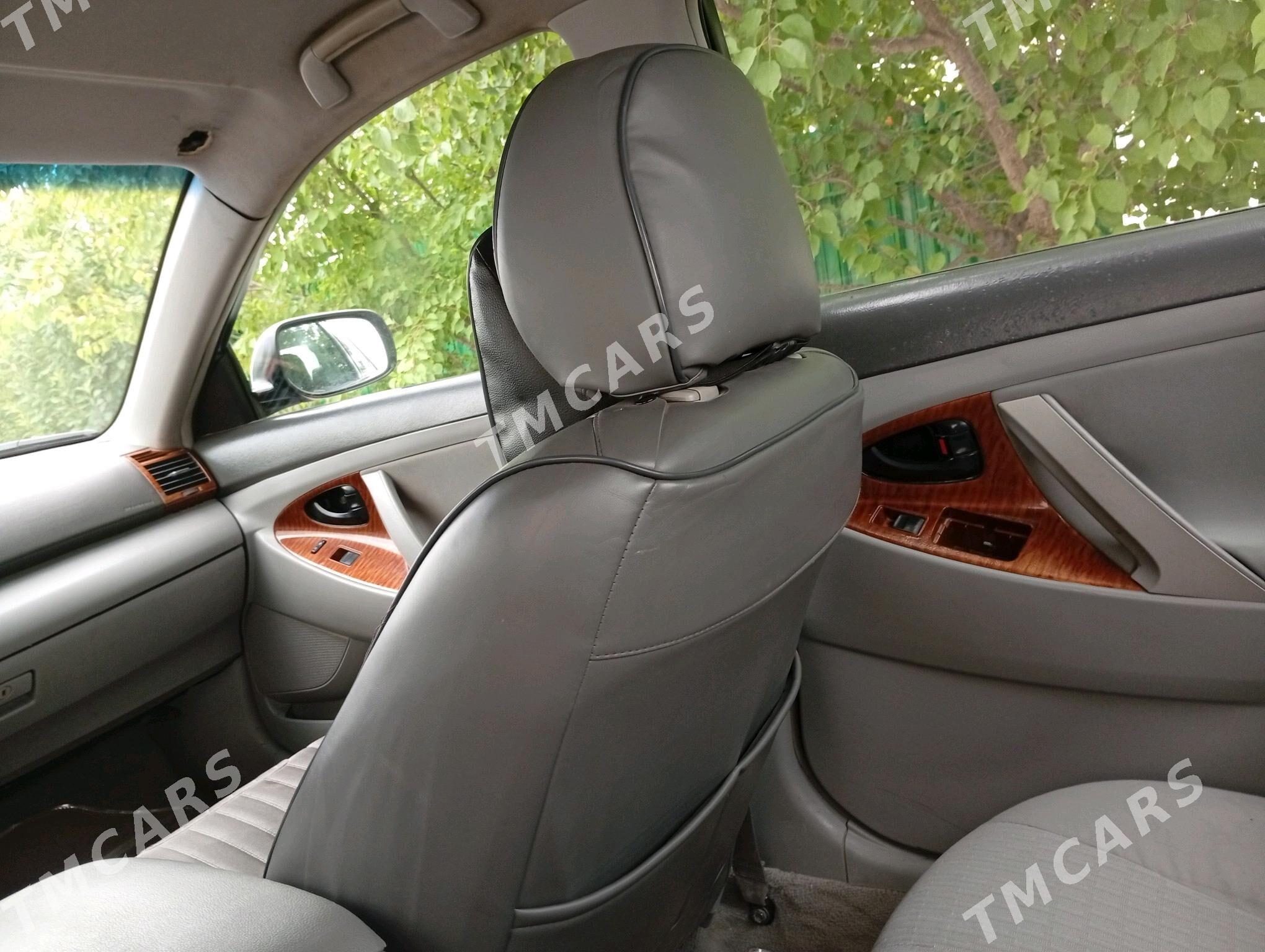 Toyota Camry 2010 - 137 000 TMT - Aşgabat - img 3