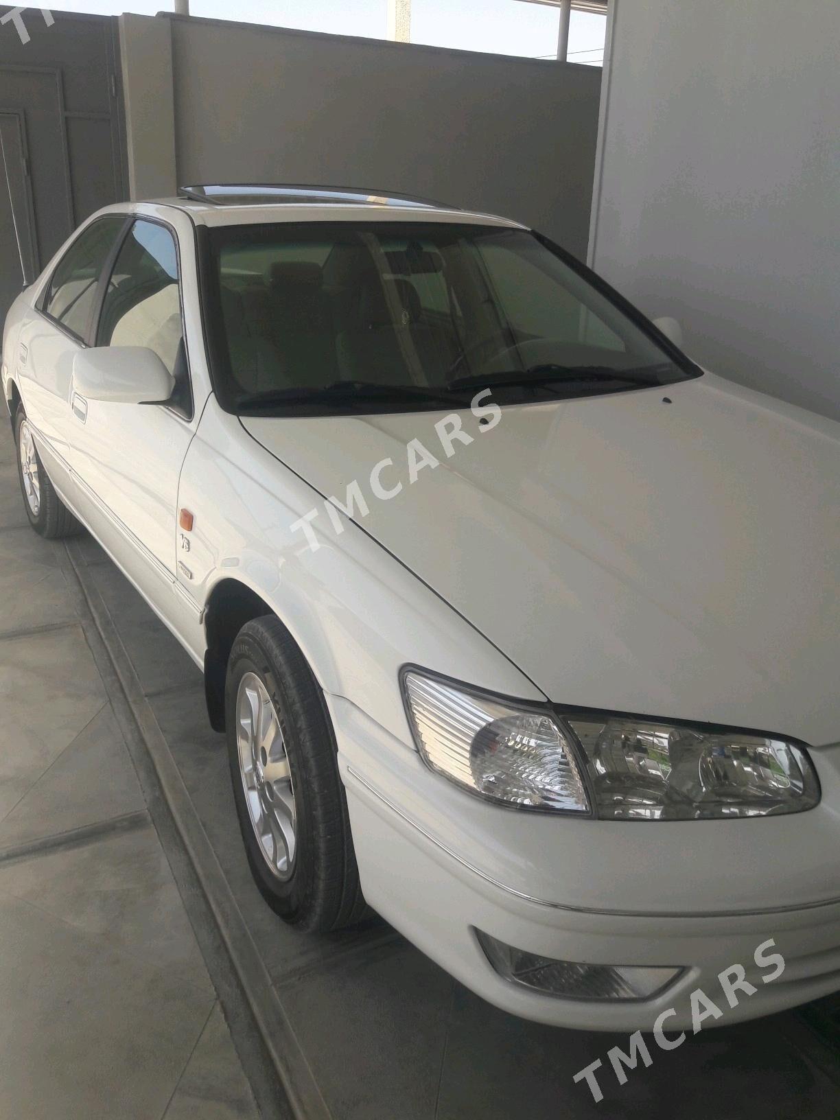 Toyota Camry 1998 - 140 000 TMT - Кака - img 2