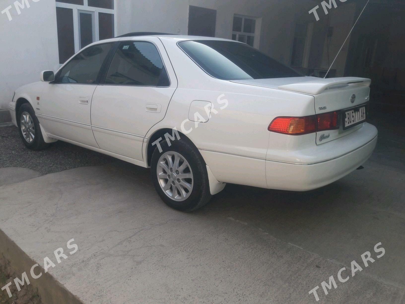 Toyota Camry 1998 - 140 000 TMT - Кака - img 9