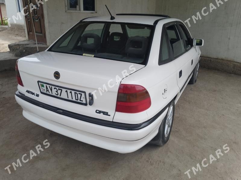 Opel Astra 1993 - 38 000 TMT - Şabat etr. - img 2