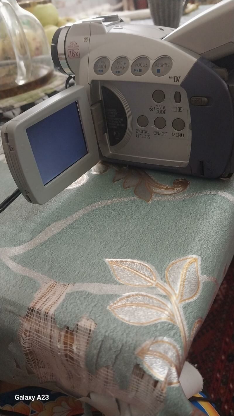Видеокамера CANON - 30 мкр - img 2