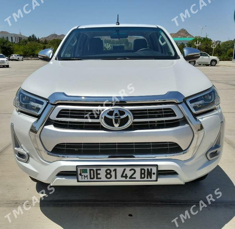 Toyota Hilux 2023 - 595 000 TMT - Туркменбаши - img 3