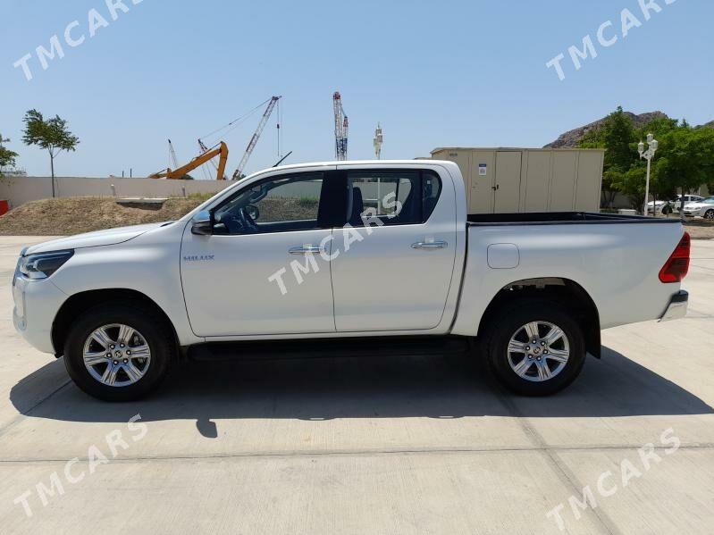 Toyota Hilux 2023 - 595 000 TMT - Туркменбаши - img 6