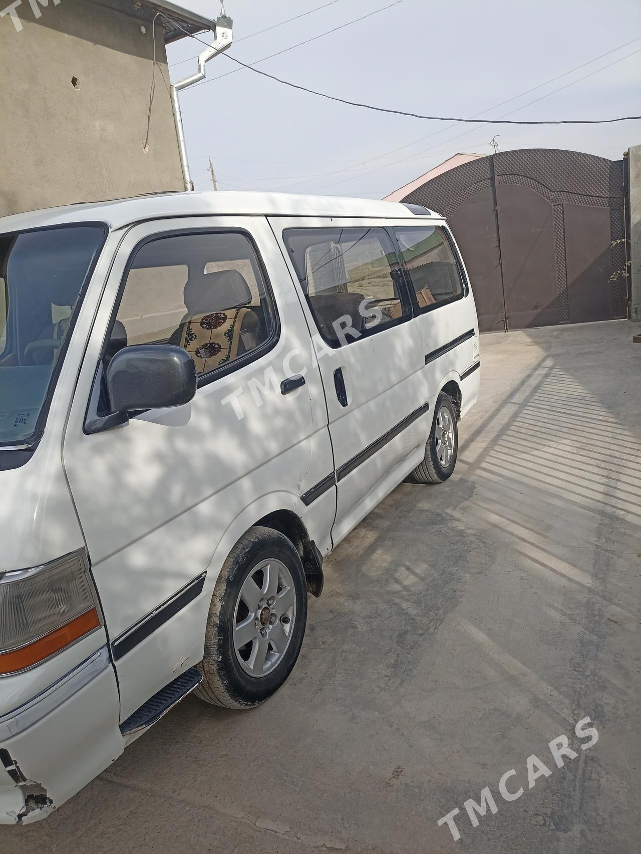 Toyota Hiace 1991 - 53 000 TMT - Магданлы - img 4