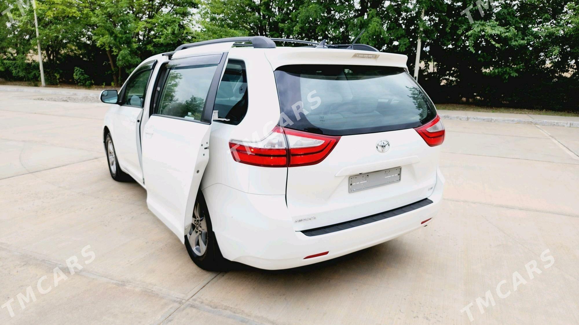 Toyota Sienna 2017 - 335 000 TMT - Ашхабад - img 9