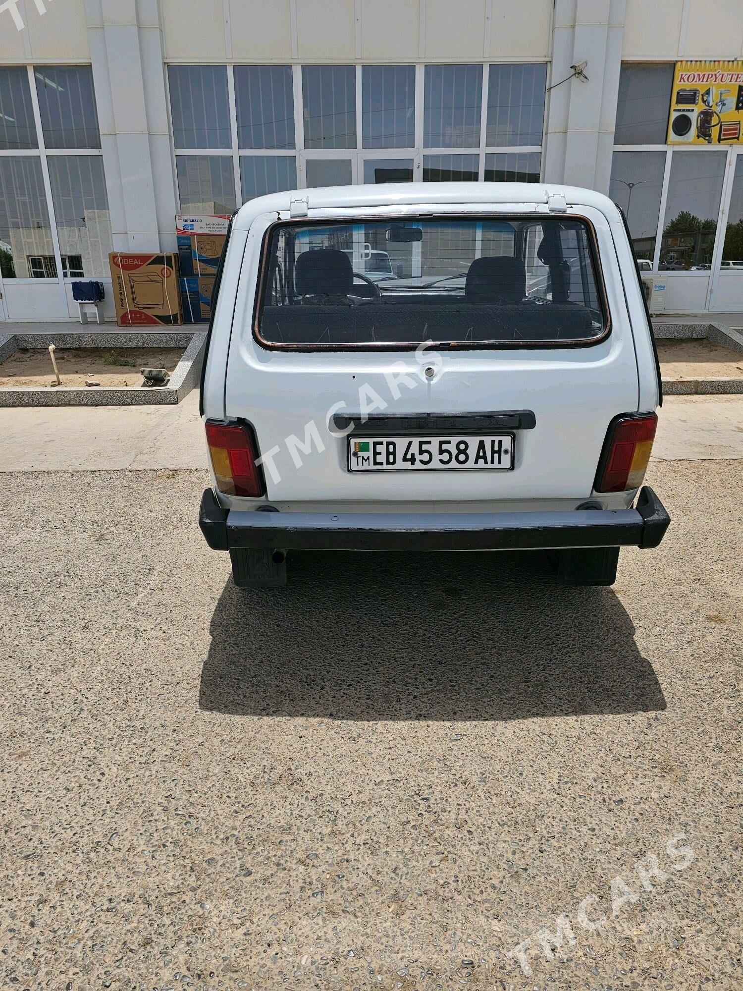 Lada Niva 2002 - 43 000 TMT - Бабадайхан - img 4