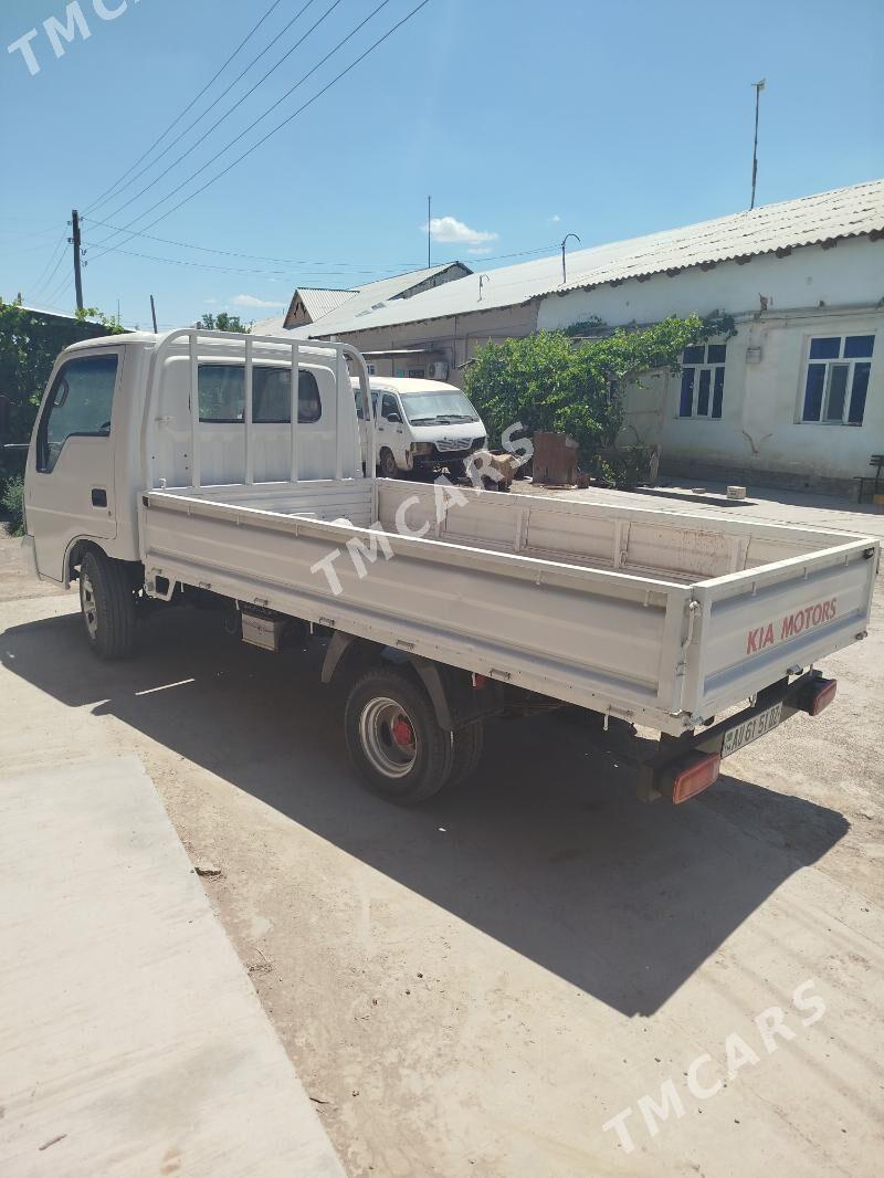 Kia Bongo 2002 - 75 000 TMT - Şabat etr. - img 3