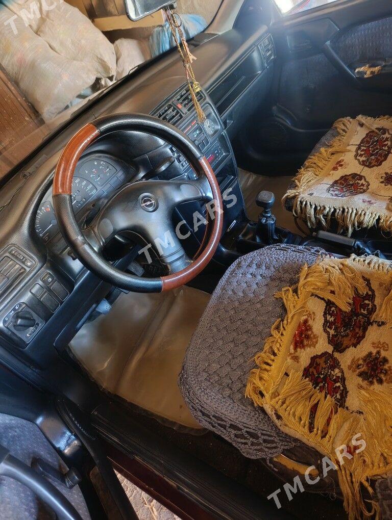 Opel Vectra 1994 - 40 000 TMT - Болдумсаз - img 2